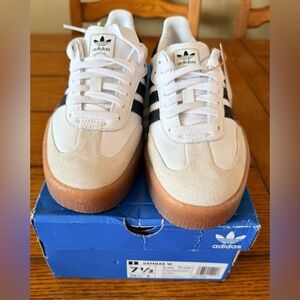 Adidas Samba Women’s size 7.5
